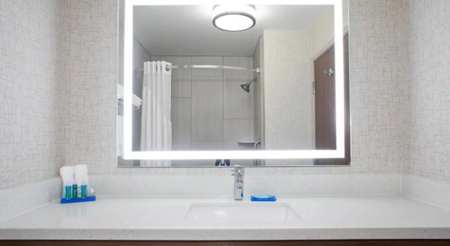 Run of House Holiday Inn Express & Suites Ft Collins by IHG