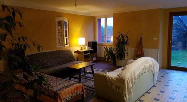 Maison de résidence d'artistes Vallons de l'Erdre 4 Pièces 9 pers, Забронировать Отель Отели Валлон-де-л'Эрдр с парковкой, Парковка