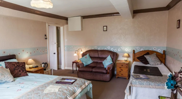 Newlands Hall Farmouse B&B, Varaa Bed and Breakfast Bishop Auckland 