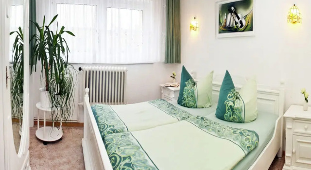 Beautiful Apartment Located in Kühlungsborn, Забронировать Апартаменты/квартира Апартаменты Кюлунгсборн, рядом с Train Station Ostseebad Kühlungsborn West, Апартаменты/квартира