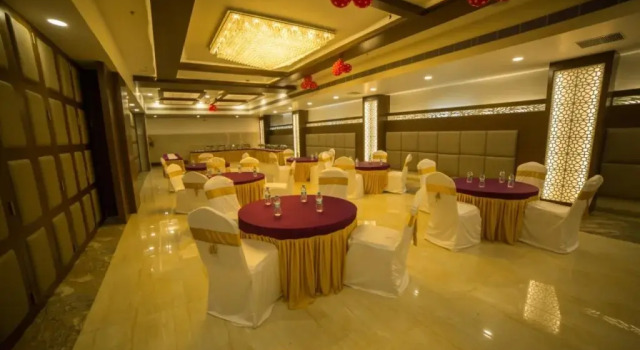 Hotel Ajantha Evergreen, Rezervovat Hotel Hotely v Andhra Pradesh s parkováním, Parkování