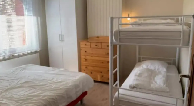 Canal-side Family Retreat, Prenota Hotel Nieuwpoort 