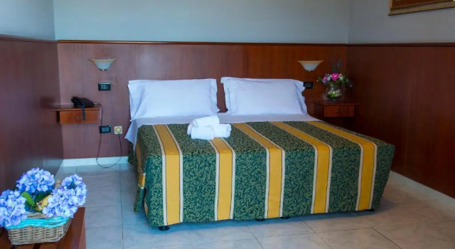 Четырёхместный номер Standard Hotel Dei Pini