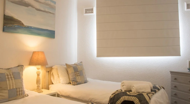 34 Sea Lodge, Забронировать Отель Бизнес-отели Умхланга, рядом с Маяк Умхланга, 4* 5*