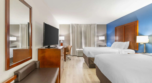 Четырёхместный номер Standard Comfort Inn Near Six Flags St Louis