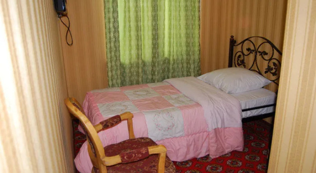 Khan, Book Hotel Kokand 
