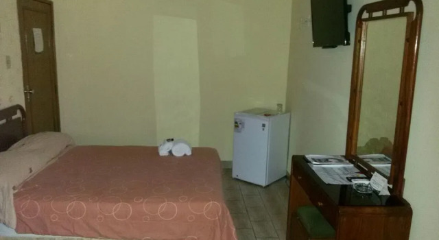 Hotel Alaska, Book Hotel Hotels in Santa Cruz Region with Parking, Parking