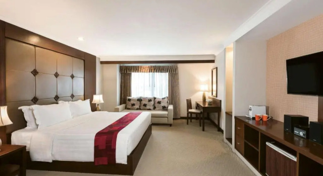Двухместный номер Premium Movenpick Suriwongse Hotel Chiang Mai
