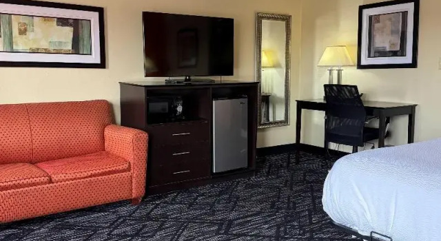 Люкс Baymont by Wyndham Evansville North/Haubstadt