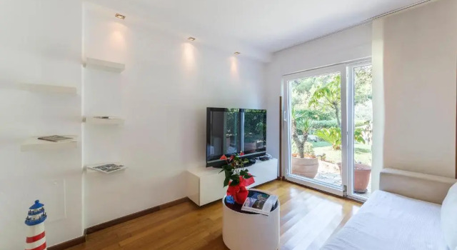 Апартаменты Lungo mare apartments