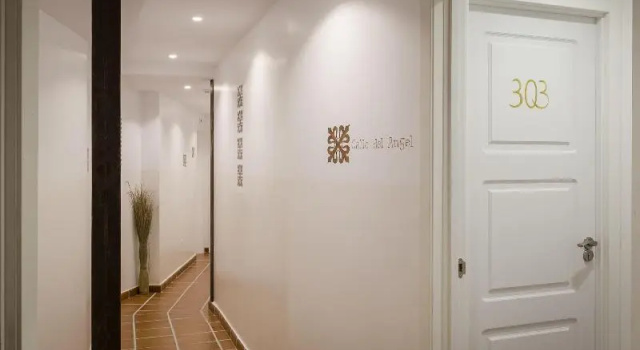 Трёхместный номер Standard YIT Puerta Bisagra