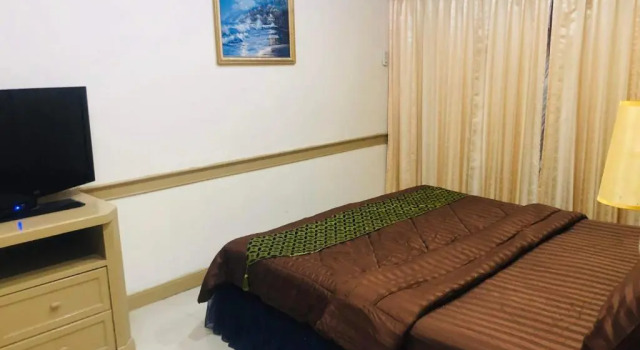 Spacious 1 Bed Room with Living Room Ekamai Thonglor Prime Area, Забронировать Отель Отели Бангкока с бассейном, Бассейн