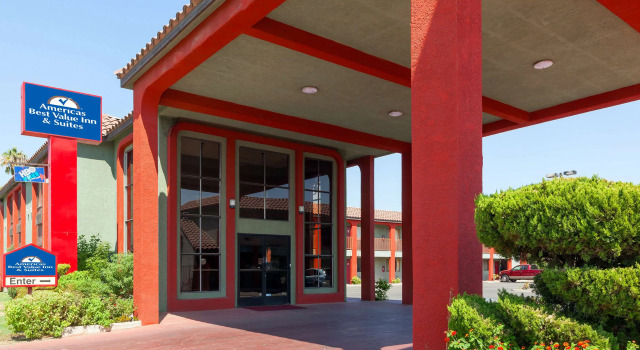 Americas Best Value Inn & Suites Bakersfield Central, Buchen Sie Hotel SPA-Hotels in Bakersfield, SPA