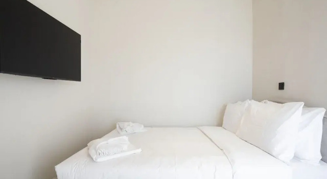 LIV - Modern Studio Apartment S8-3c, Забронировать Апартаменты/квартира Афины Острова Саронического залива - Аттика, рядом с Древняя Агора