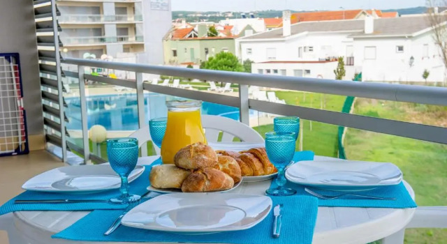 Alojamentos Campo & Mar-T2 com Piscina, Rezervovat Apartmán Hotely v Oeste s parkováním, Parkování