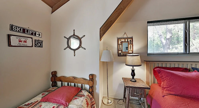 Serene : Forest Views & Wraparound Deck! 3 Bedroom Home, Reserva ahora Hotel Blue Jay California