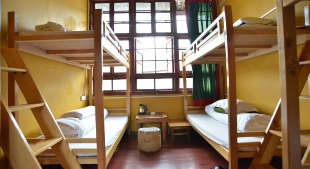 Lijiang Ancient Town International Youth Hostel, Забронировать Хостел Хостелы Лицзян, рядом с Улица Сквер-стрит Древнего города Даянь, Хостел