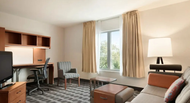 Люкс TownePlace Suites Boca Raton