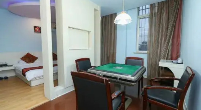 Люкс Deluxe Ningbo Huamei Home Fashion Inn