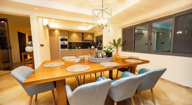 Номер Standard Пентхаус с балконом и с видом на сад Seven7 Residence