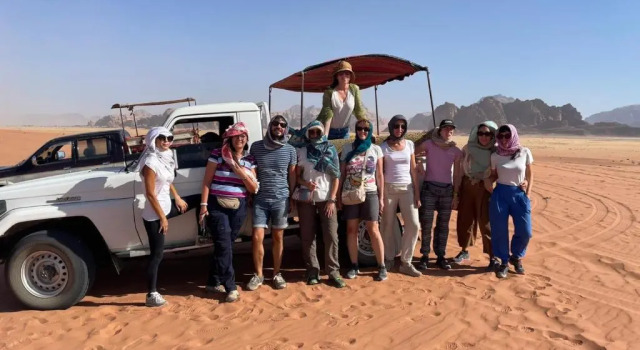 Wadi Rum Discovery Camp, Prenota Appartamento Wadi Rum Aqaba