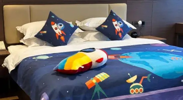 Семейный люкс Mingzhi Shangchun Holiday Hotel - Dujiangyan Rongchuang Panda Valley Branch