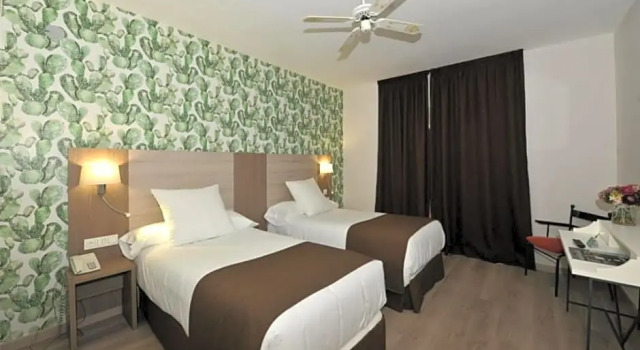 Номер Superior Hotel Salobreña Suites