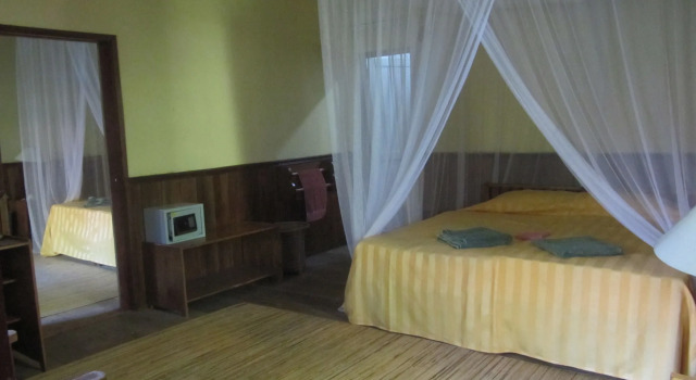 Rimba Orangutan Eco Lodge, Rezervovat Rekreační dům Hotely v Kalimantan se snídaní, Snídaně