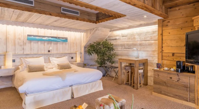 Hôtel Restaurant Yoann CONTE Bord du Lac, Забронировать Отель Отели Озера Анси 5 звезд, 5*