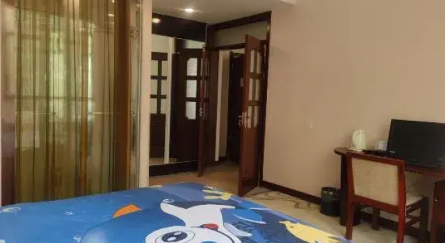 Rodzinny namiot 2 sypialnie Li Ya Hotel