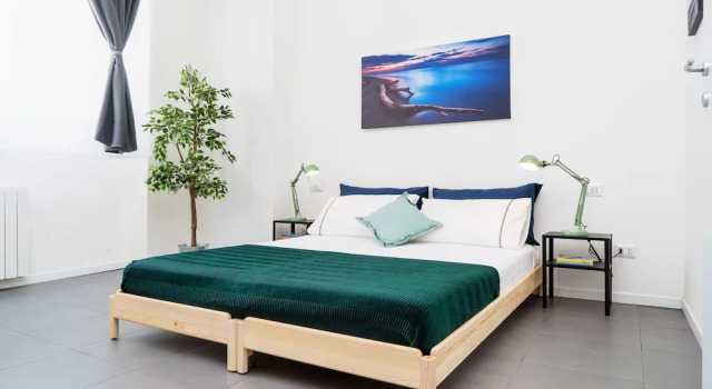 Modern flat near the city center, Buchen Sie Hotel Certosa Mailand