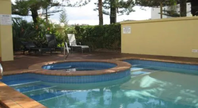 San Delles Apartments, Prenota Appartamento Hotel a Queensland con piscina, Piscina