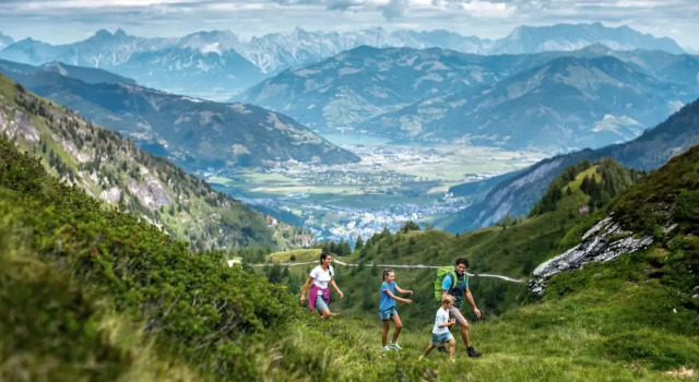Апартаменты Superb Alpine Lodges Zell am See 6-8pax