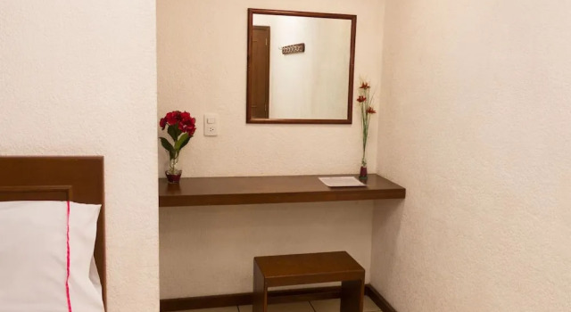 Четырёхместный люкс Comfort с балконом Hotel Azucena