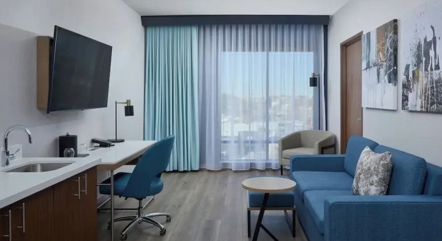 Люкс c 1 комнатой с видом на город Courtyard by Marriott Denver Downtown West