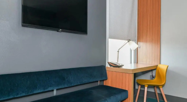 Четырёхместный номер Standard Aloft by Marriott Charleston Airport & Convention Center