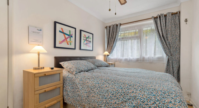 On The Beach - Direct Beach Access Sea Views, Забронировать Апартаменты/квартира Сондерсфут 