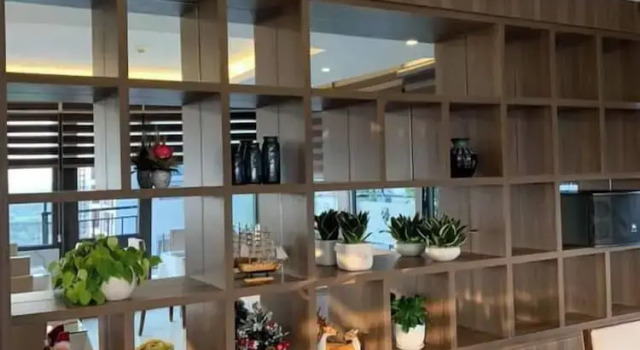 A89 Rosarian Hotel