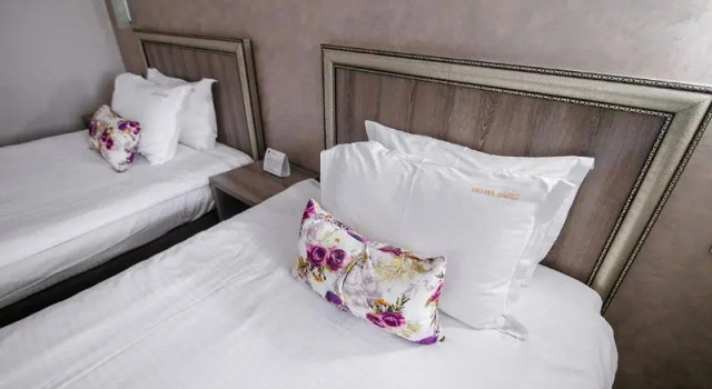 Полулюкс Standard Prestige Boutique Hotel Craiova