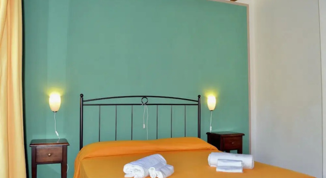 Residence with pool 4 km from Suvereto, Забронировать Гостевой дом Гостевые дома Суверето, Гостевой дом