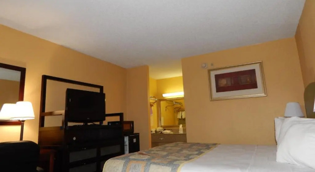 Номер Standard Ramada by Wyndham Altamonte Springs Near I-4