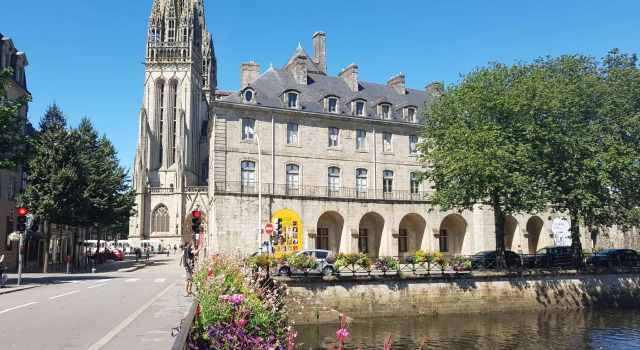 Premiere Classe Quimper, Забронировать Отель Отели Finistère с парковкой, Парковка
