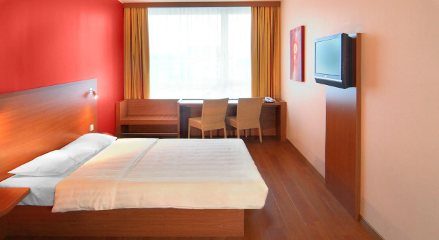 Номер Standard Leonardo Hotel Salzburg Airport