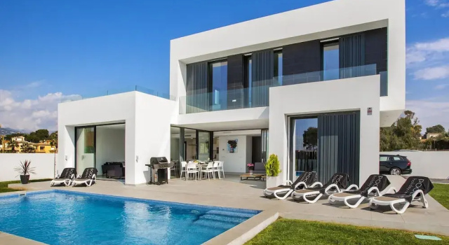 Вилла Villa Clem in Calp With 4 Bedrooms and 3 Bathrooms