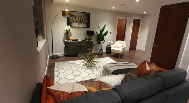 Interior designed 1 Bed Flat with Parking Slough