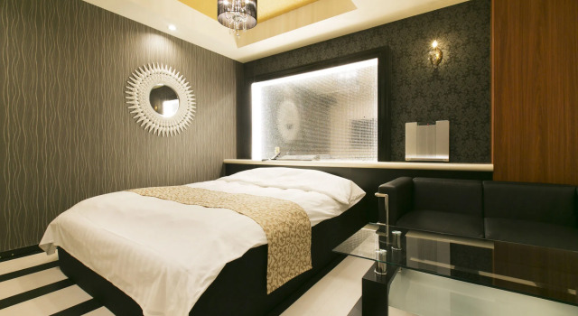 Hotel Atlantis Higashiosaka - Adults Only, Book Hotel Hoteller i Higashiosaka med parkering, Parkering