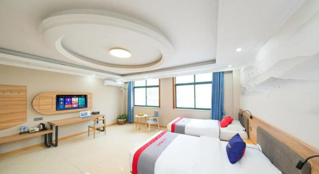 Junyi chain hotel (Qingdao Dongjiakou gangpoli bus station store), Foglalás Szálloda Poli Santung