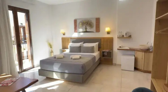 Номер Standard Deluxe Suites