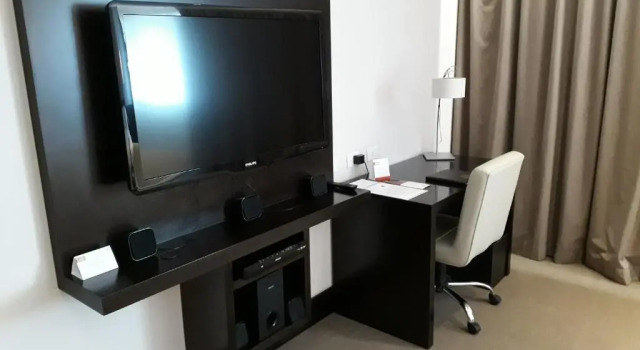 Полулюкс Deluxe Hotel y Casino Del Río - General Roca