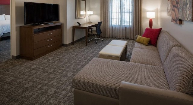 Люкс c 1 комнатой Staybridge Suites - Phoenix - Biltmore Area by IHG